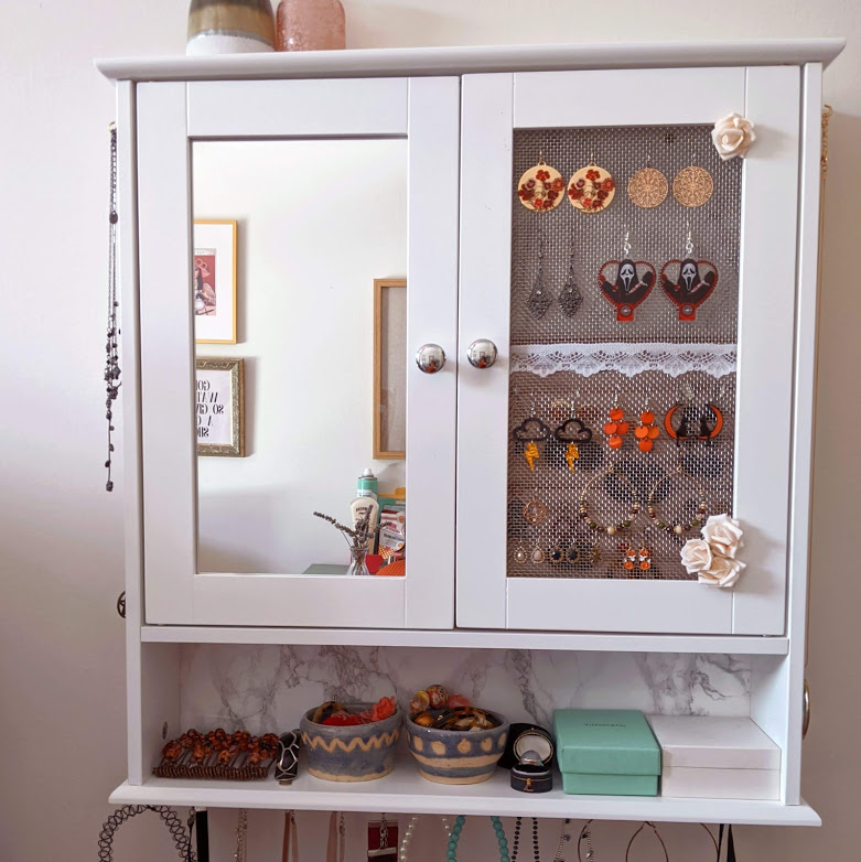 DIY Jewellery Cabinet | Dressing Room Jewelry Storage